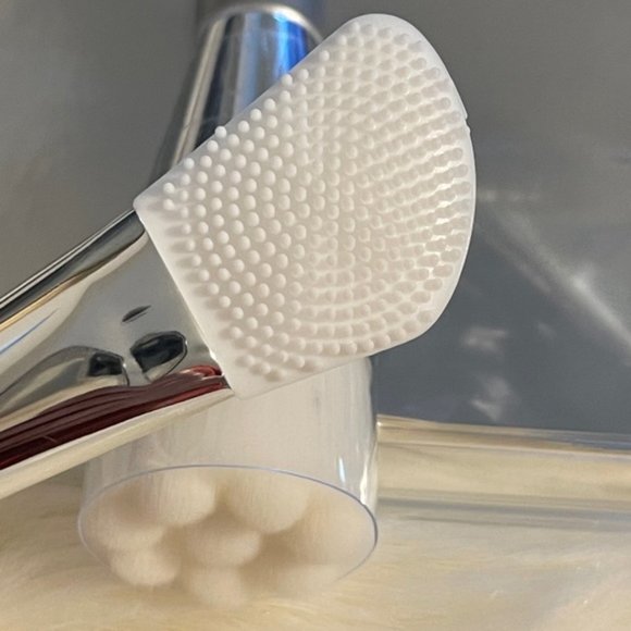 Cosmedix Skincare Brush Set - Picture 7 of 9